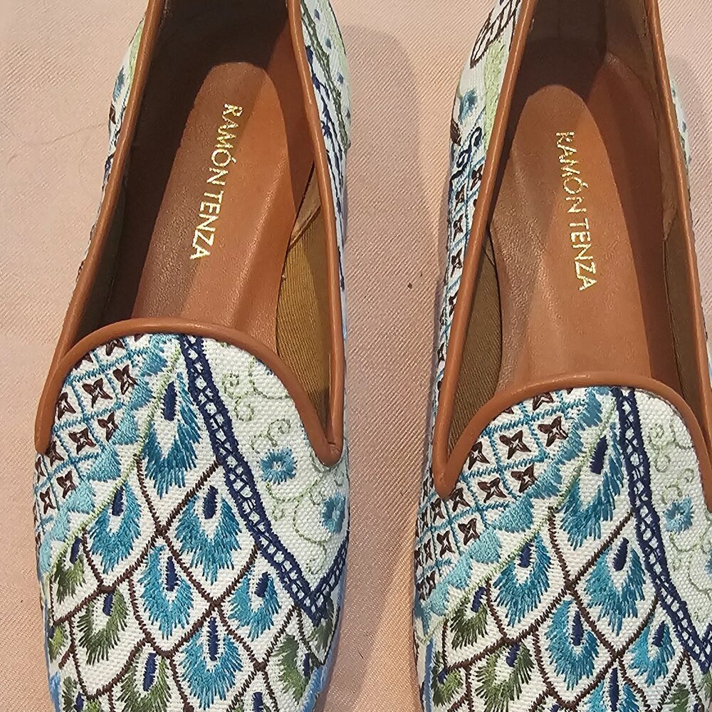 Ramon Tenza size 6 never worn, brand new